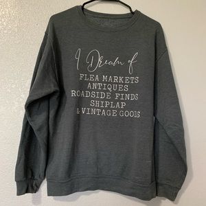 I Dream Of Vintage Goods Graphic Sweatshirt